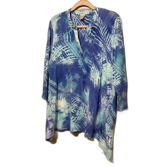Chico's Tie Dyed Sharkbite Hem Tunic Top Womens Size 3 US XL Blue Boho Beachy - Picture 2 of 8